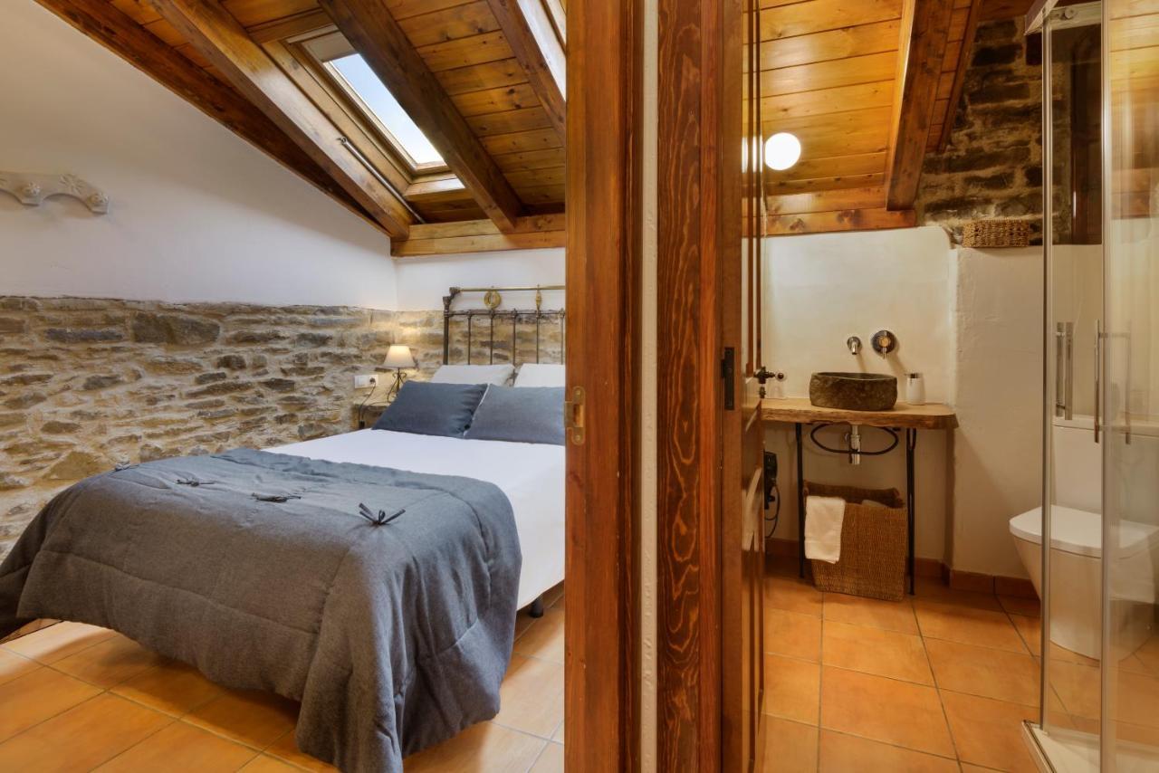 Os Ormos Casa Rural - Apartamentos - Habitaciones Espuéndolas Екстериор снимка